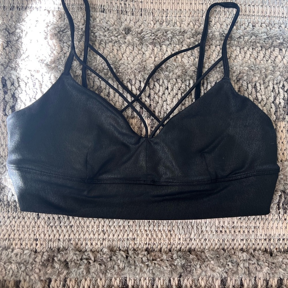 ALO Yoga Black Shine Strappy Sports Yoga Workout Bra Bralette size Medium - Picture 3 of 4